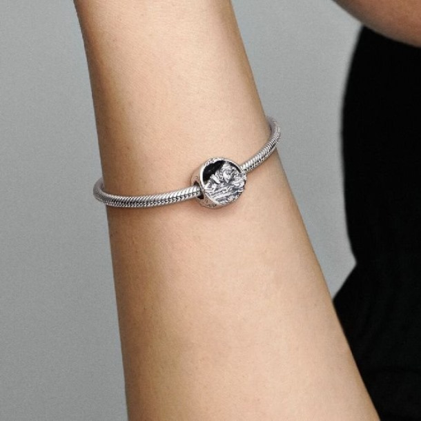 Disney Beauty And The Beast Belle En Friends Charm Pandora Nederland