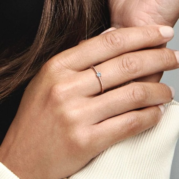 Roze Lichtblauw Solitaire Ring Pandora Nederland