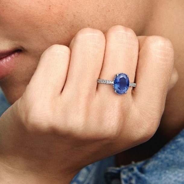 Sprankelende Statement Blauwe Pandora Nederland Halo Ring